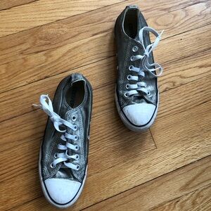 Metallic #Converse Sneakers with White Laces